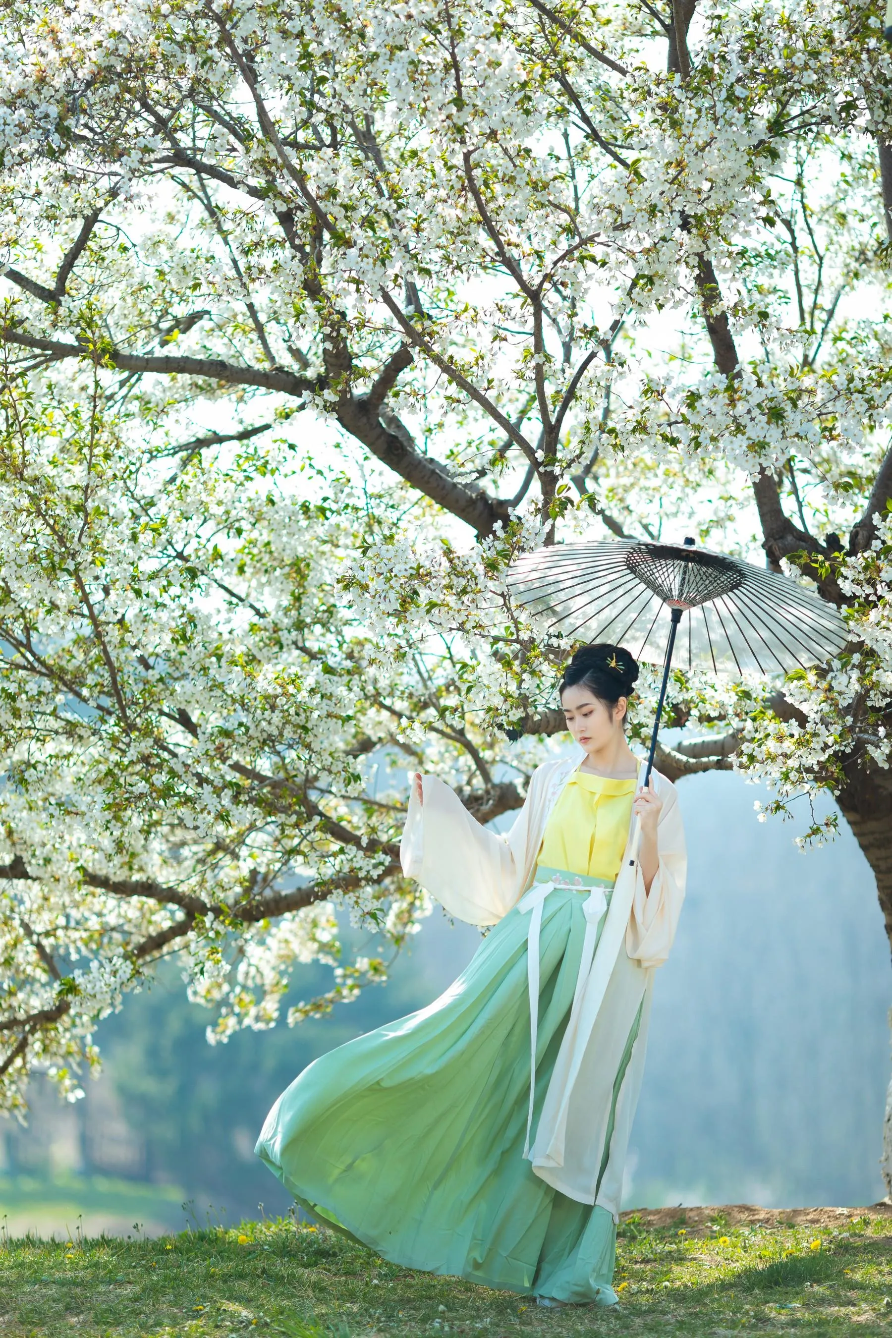 [YITUYU艺图语]2022.07.06 樱花开 是MiN呀 [22P]插图7